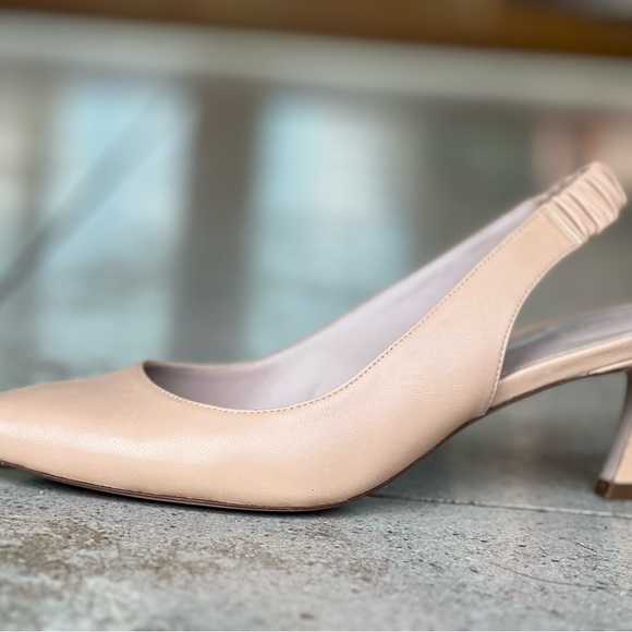Stuart Weitzman. 7  M - Picture 5 of 6